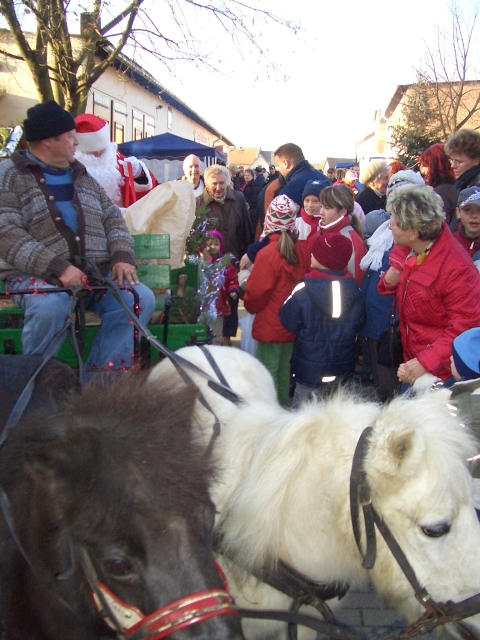 2005-11-26_weihnachtsmarkt_058.jpg